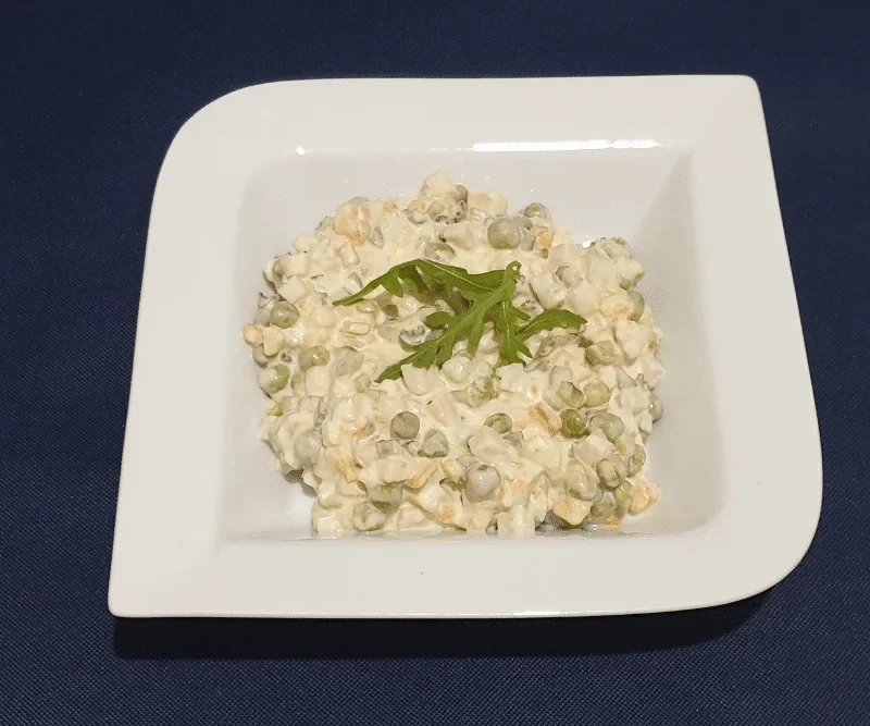 Ruska salata light verzija.png